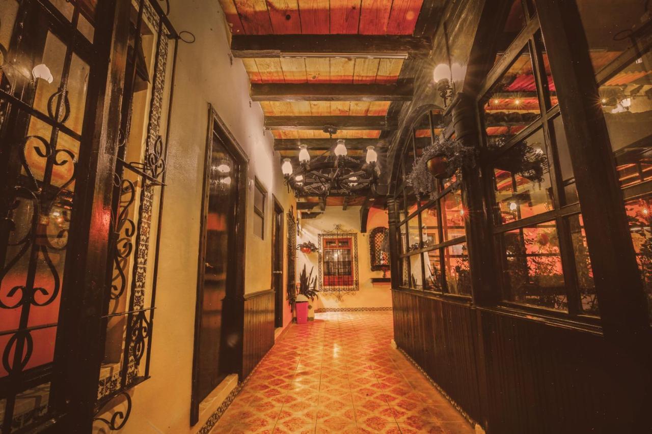 Hotel Palacio De Moctezuma Сан-Кристобаль-де-Ла-Касас Экстерьер фото